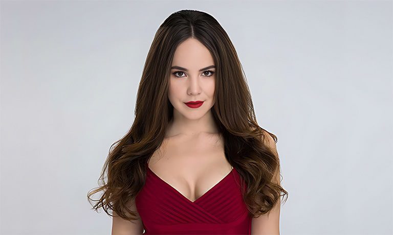 Top 10 Most Beautiful Mexican Women 2023 - ECamila Sodi